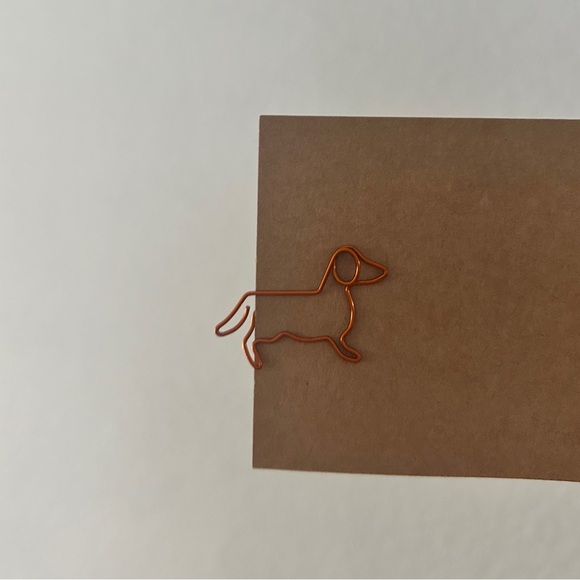 Set of 10 Dachshund Dog Paper Clips – Dog Shaped Bookmark & Office Supply (New) - Picture 4 of 6